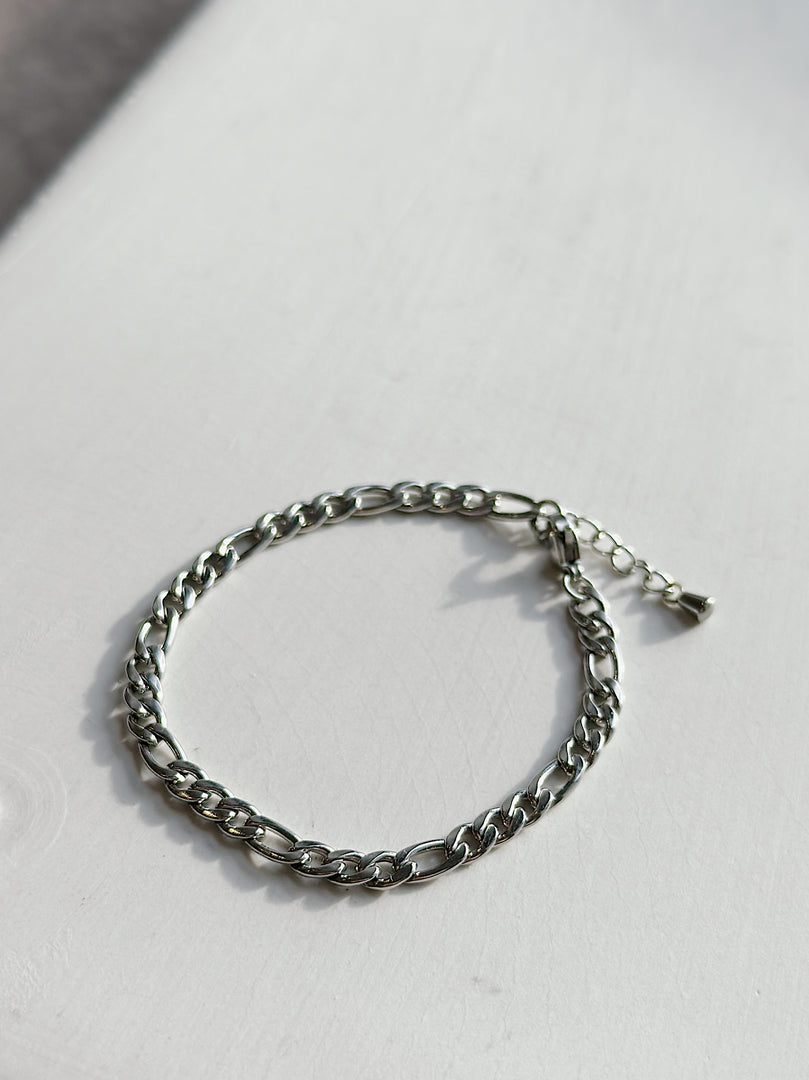 Figaro Chain Bracelet in Silver