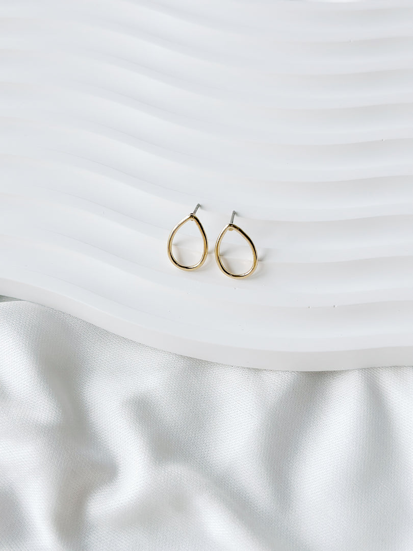 Maya Hollow Teardrop Earrings in Gold