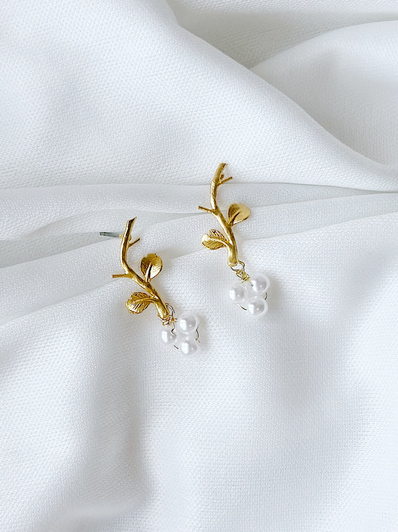 Gina Leaf and Pearl Drop Earrings