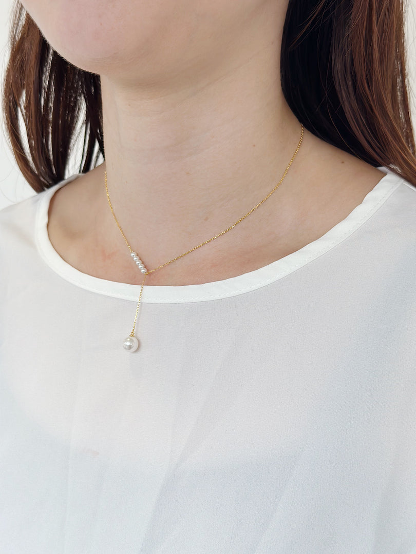 Alyssa Pearl Drop Necklace