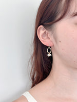 Load image into Gallery viewer, Roxanne Pearl Drop Earrings
