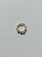 Load image into Gallery viewer, Nari Freshwater Pearl Bead Ring
